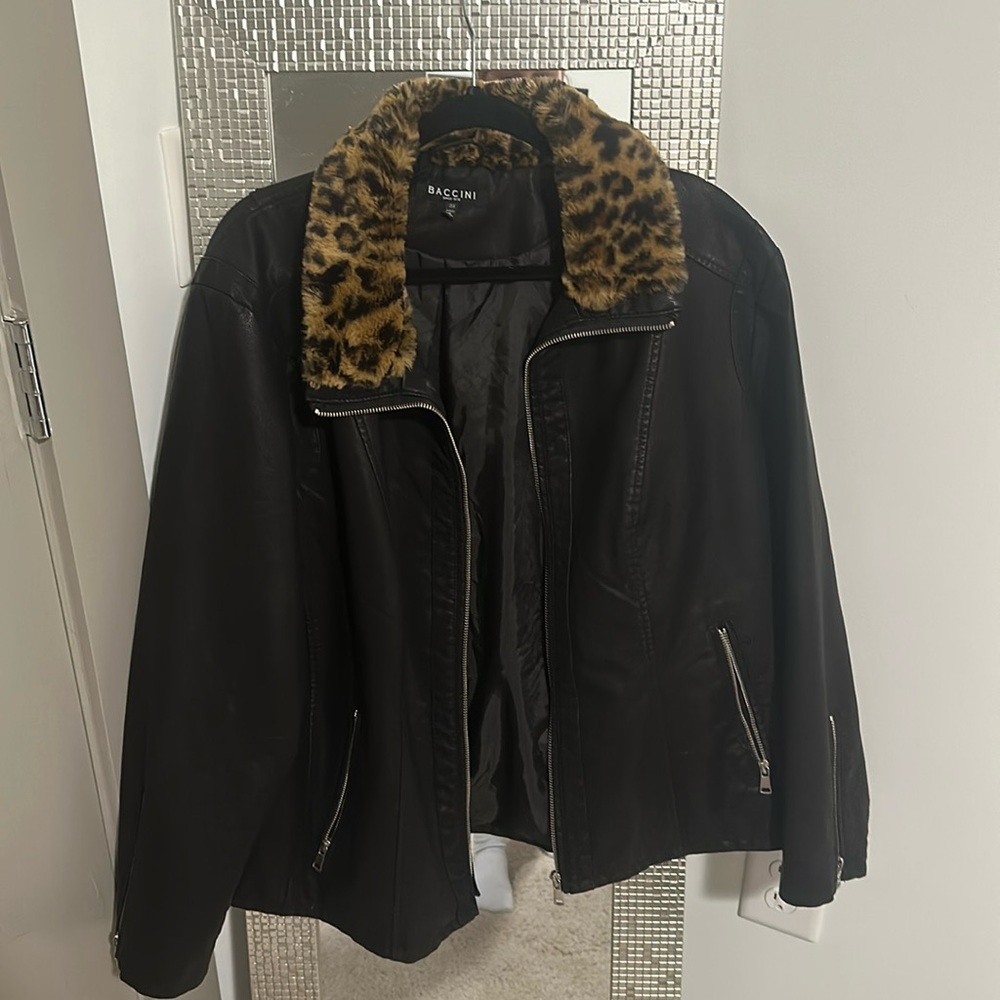 FAUX LEATHER JACKET // BACCINI BRAND